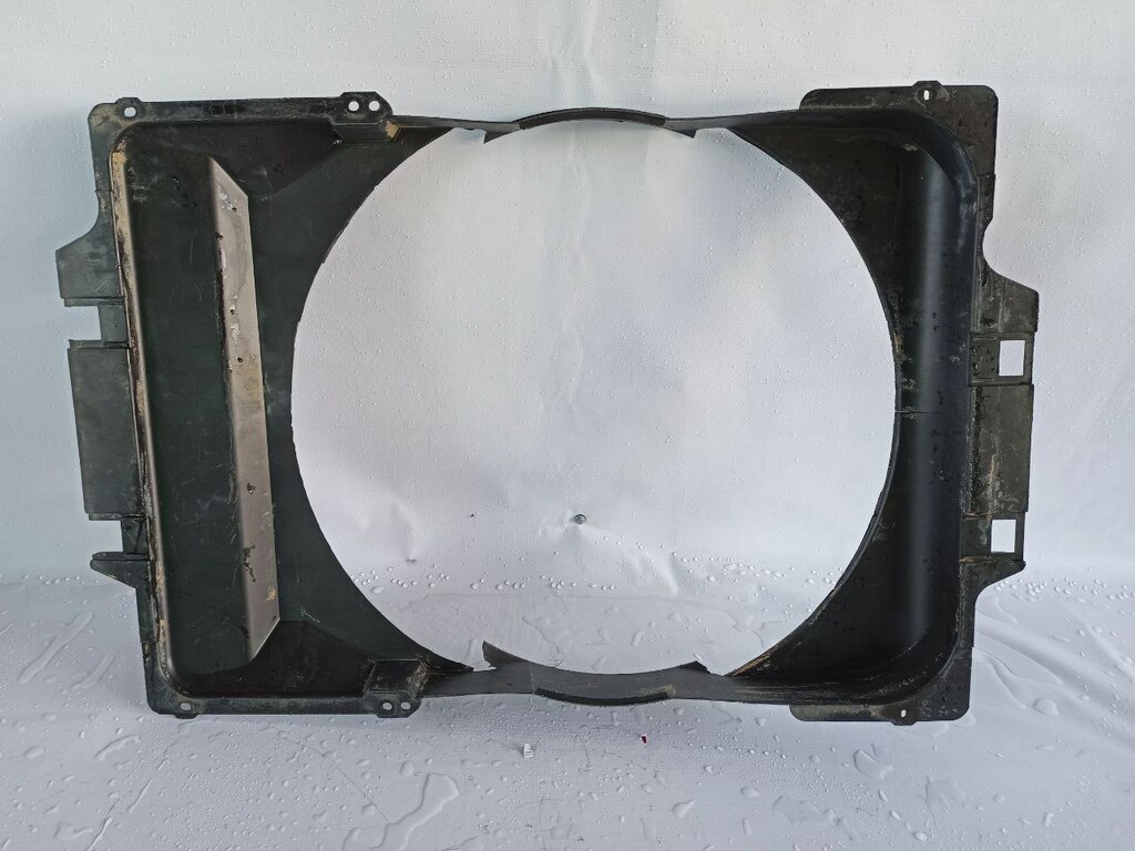 диффузор б/у \ облом креплений,трещины,облом кольца - 1